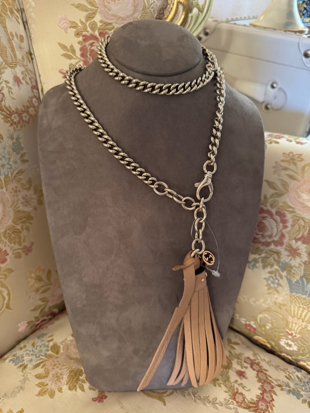 GUCCI CHAIN TASSEL GOLD / BEIGE LEATHER BELT NEW WITH TAGS - Picture 15 of 16